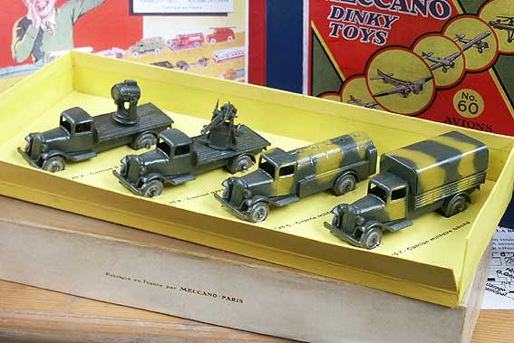 serie 25 camion militaire dinky toys